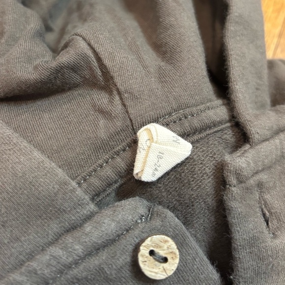 Quincy Mae Organic Hoodie In Charcoal, size: 18-24 months - Picture 3 of 5